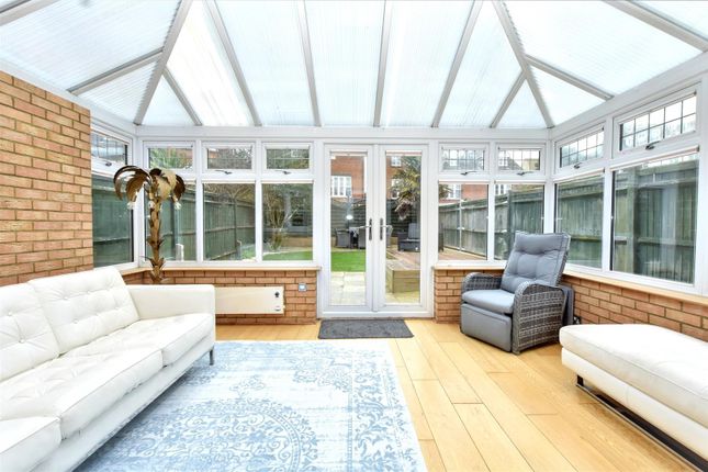 15, San Diego Way, Eastbourne photo 3