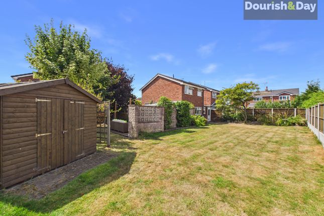 23 Elton Way, Stafford photo 4