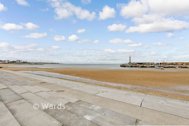 7, New Cross Street, Margate photo 4