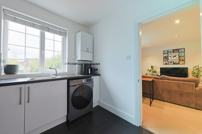 352a, Malden Road, Worcester Park photo 4