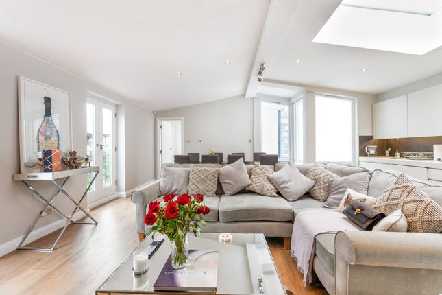 Property to rent in Royal Crescent Mews, Holland Park, London
