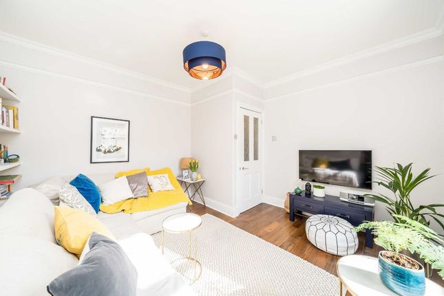 Thumbnail Flat for sale in Queen's Club Gardens, London