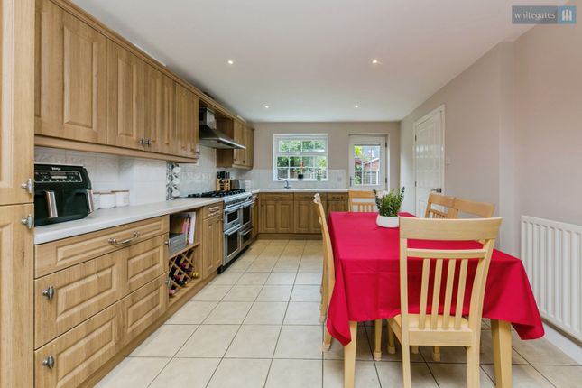 62, Clonners Field, Nantwich photo 4