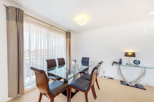 Alban House, Sumpter Close, London photo 3