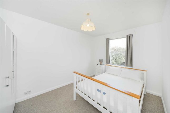 Flat for sale in Brook Road, London