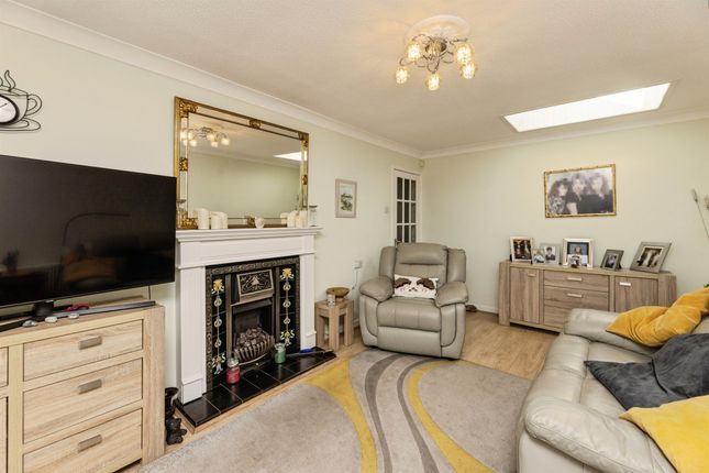 6, Crabtree Drive, Barnsley photo 2