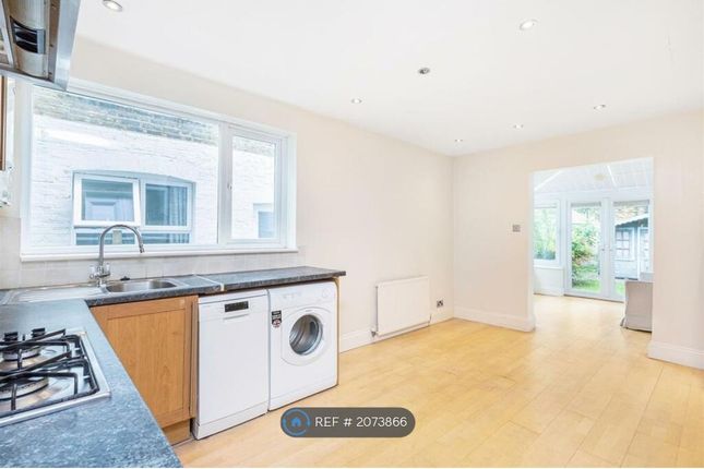Thumbnail Flat to rent in Skelgill Road, London