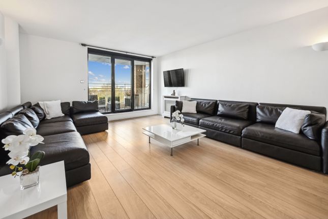Thumbnail Flat to rent in Point West, 116 Cromwell Road