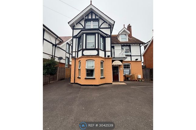 1-bed house on Lymington Road, Highcliffe, Highcliffe, £670/mo