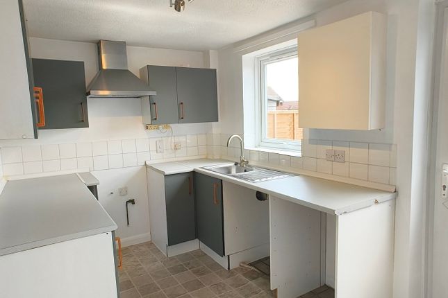 5 Biddiscombe Close, Bridgwater, Somerset photo 3