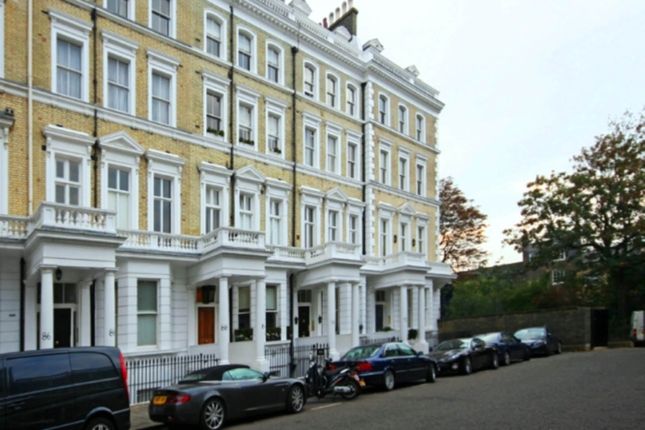 Thumbnail Flat to rent in Onslow Gardens, South Kensington