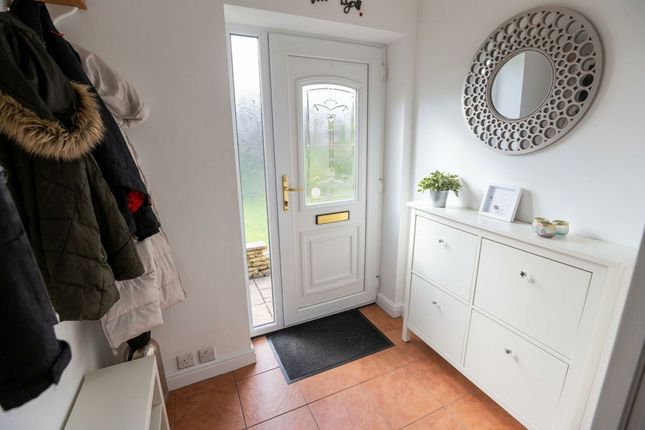 2 Greenoak, Manchester photo 4