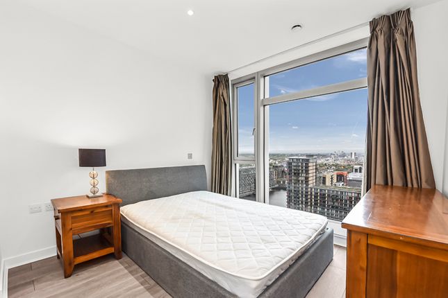2607W, Pan Peninsula, West Tower, Canary Wharf, London photo 5