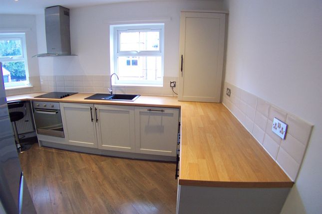6 St Michaels Lodge, St Michaels Crescent, Leeds photo 4