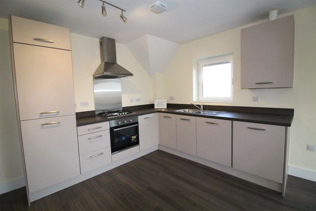 Flat to rent in Hansen Close, Rugby