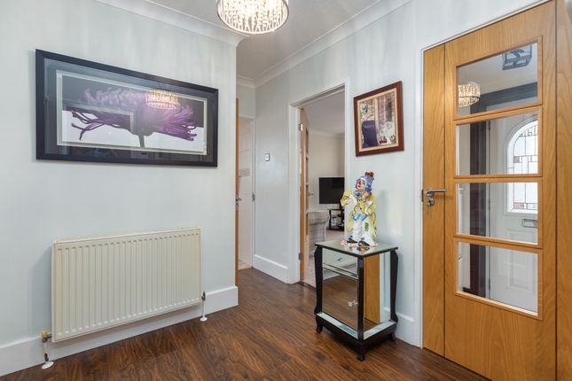 22, Westbury Close, Thornton-Cleveleys photo 2