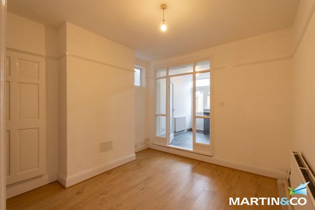 205, Court Oak Road, Harborne photo 4