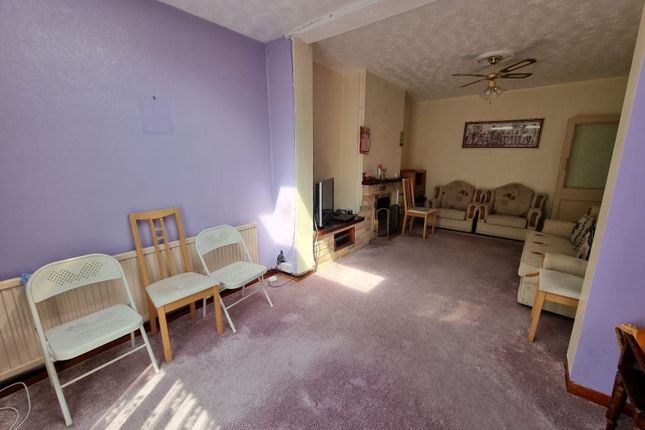 129 Doncaster Road, Leicester photo 2