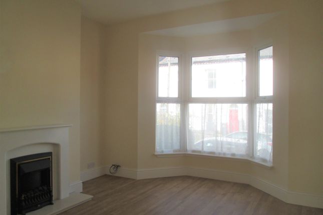 Terraced house to rent in Clarence Road, Harborne, Birmingham