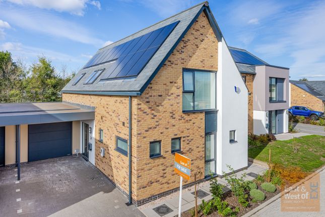 4-bed detached on Berkeley Park, Exeter, £825,000