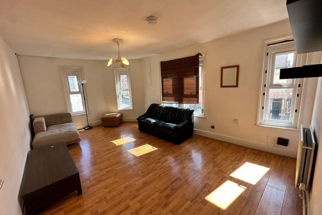 Thumbnail Flat to rent in Milton Road, Southampton