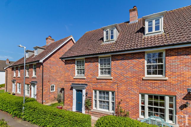 End terrace house for sale in Fromus Walk, Saxmundham