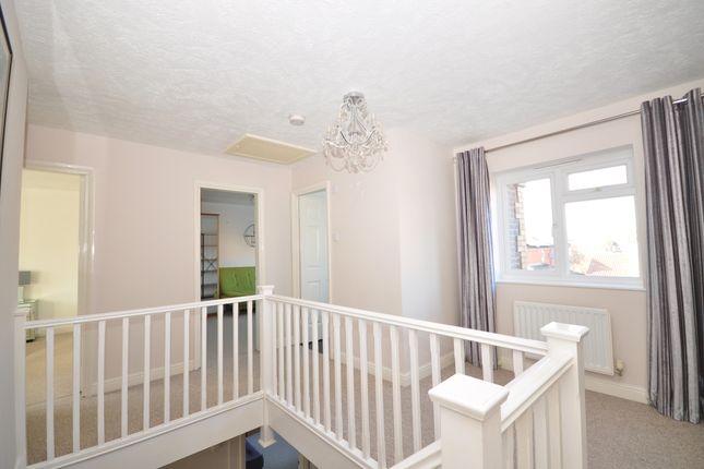 Detached house to rent in Woodpecker Crescent, Burgess Hill