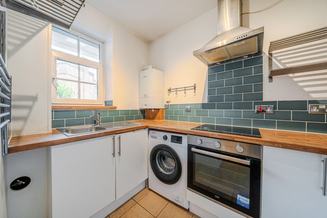 Flat 86, Lockwood House,, Kennington Oval, London photo 3