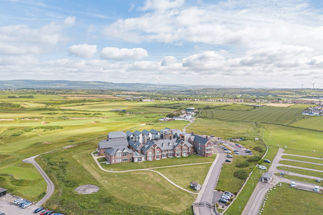 The Rest,62 The Links, Rest Bay, Porthcawl photo 3