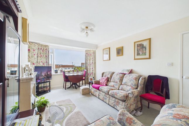 68, Primley Park, Paignton photo 3