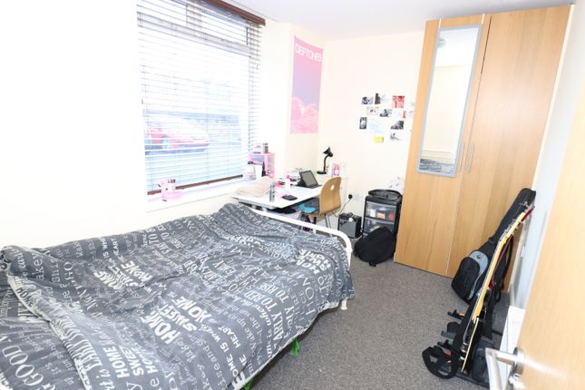 17, Cranbrook Street, Cardiff photo 3