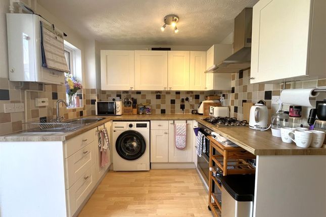 58, Larkspur Close, Weymouth photo 4