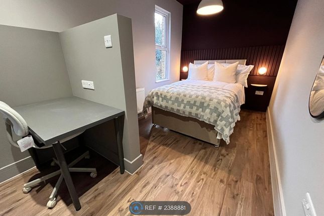 Room5