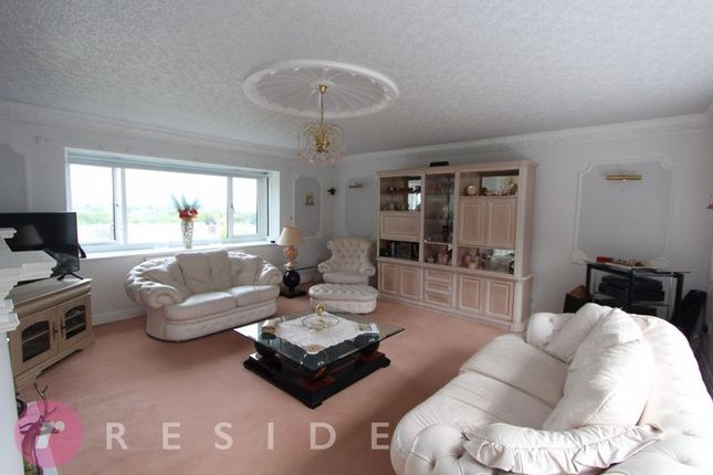 32, Moor Hill, Rochdale photo 2