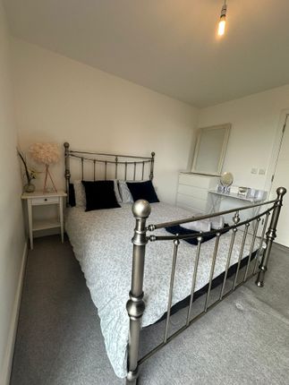Thumbnail Flat to rent in E15