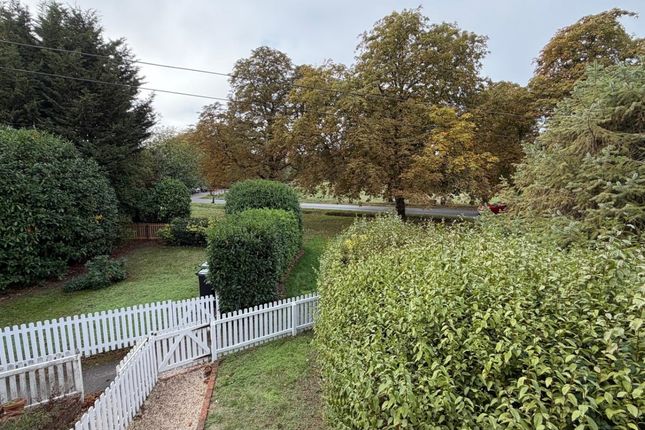 2, Bramley Road Sherfield-on-Loddon, Hook photo 2