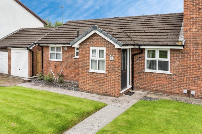 Thumbnail Bungalow for sale in Ventnor Close, Great Sankey, Warrington, Cheshire