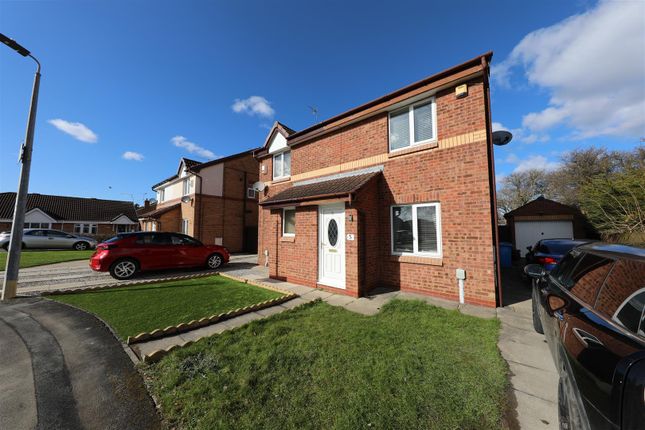 Thumbnail Semi-detached house for sale in Yorkshire Close, Hull