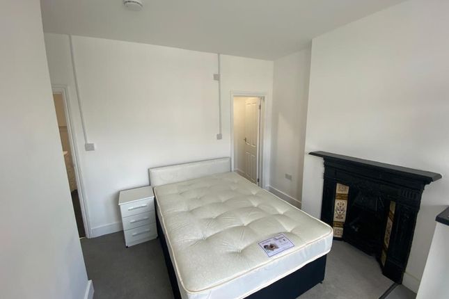 Thumbnail Room to rent in Gatling Road, London