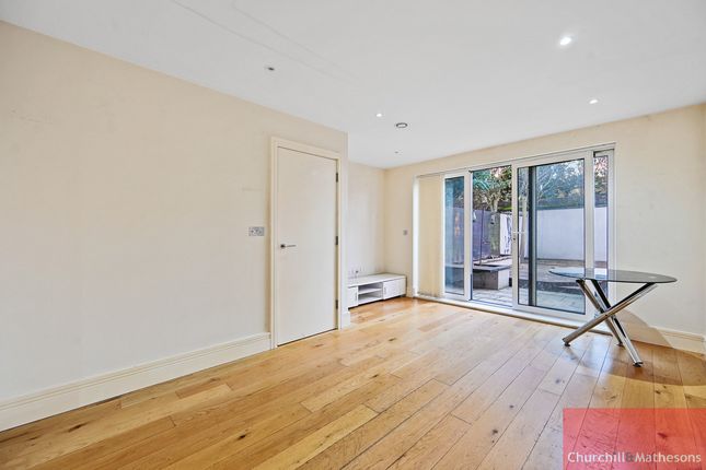 218 Bromyard Avenue photo 3