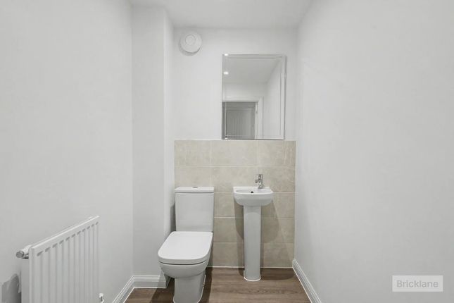 54, Hanafey Way, Northampton photo 4