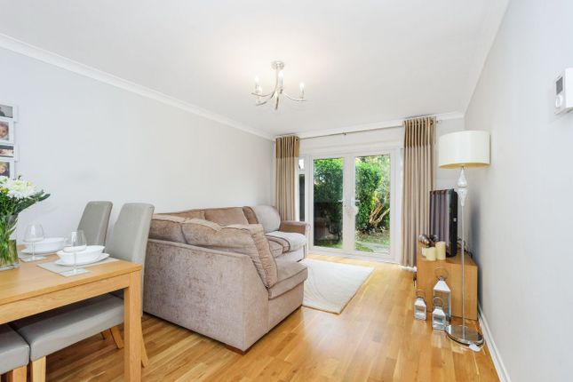 Lydd Close, Sidcup photo 2