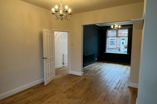 21, Holt Street, Eccles, Manchester photo 3