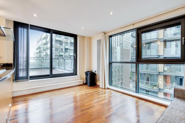 Flat for sale in Millharbour, Canary Wharf
