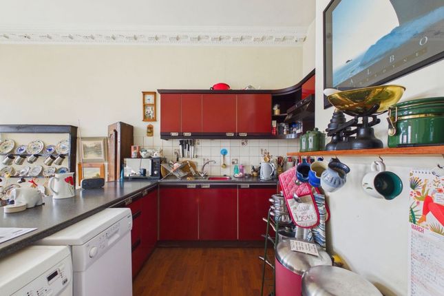 Flat 1, Low Stakesby House, Whitby photo 3