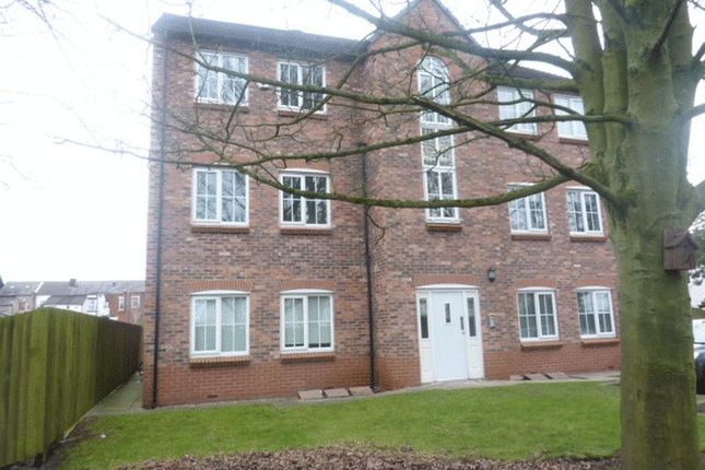 Thumbnail Flat to rent in Leigh Street, Westhoughton, Bolton