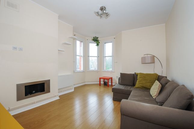 Flat to rent in Lidyard Road, Archway