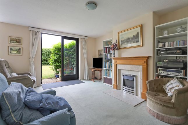 36, Sondes Farm, Dorking photo 2