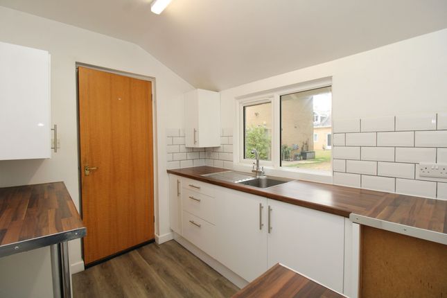 The Bungalow, 32 The Coach House, Paignton photo 3