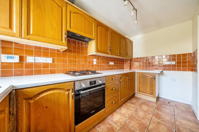 16, Cogges Hill Road, Oxfordshire photo 4